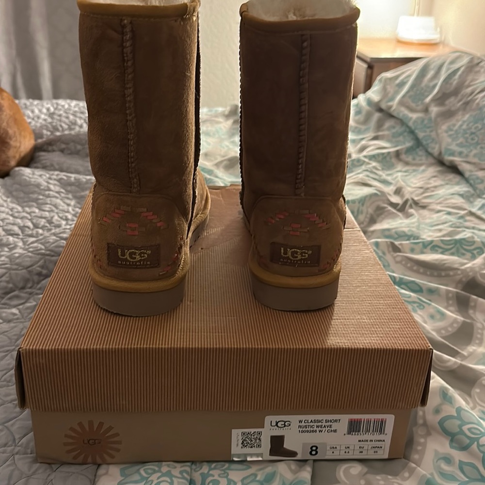 Ugg Classic Short Rustic Weave Chestnut Boot